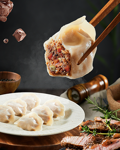 Shouda Pork & Green Onion Asian-Style Dumpling 手打天下猪肉大葱水饺